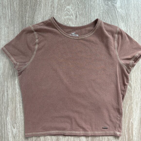 Hollister Must-Have Collection Brown Baby Tee Size Large - Picture 4 of 9